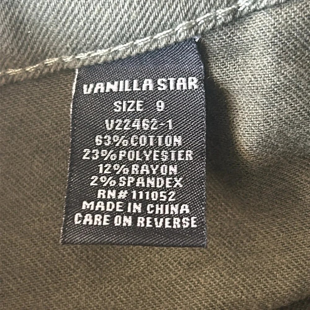 Vanilla Star high rise green belted jeans size 29